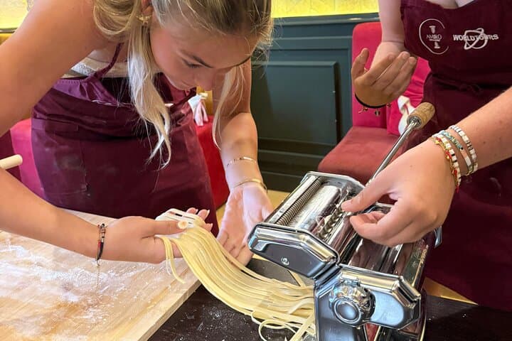 Naples Certified Pasta & Tiramisu Class Drink and Appetizer