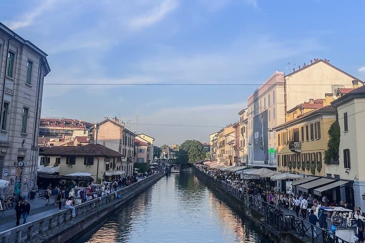 Milan Walking Tour Historical and Cultural Treasures