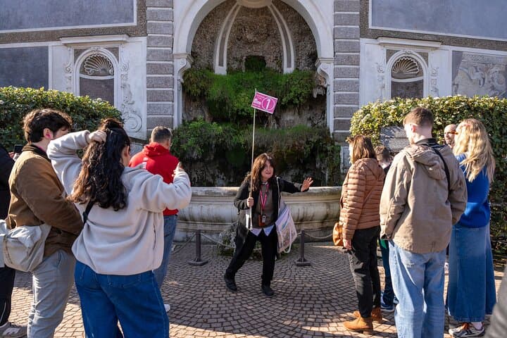 Colosseum, Palatine Hill and Roman Forum with Guided Tour