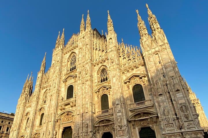 Milan Walking Tour Historical and Cultural Treasures