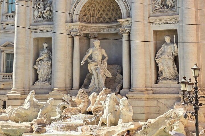 Rome: Fountains and Piazzas, your Vintage Portrait Tour