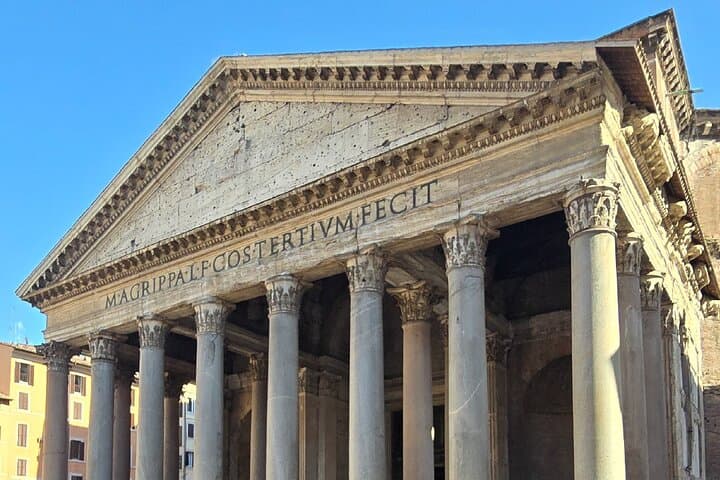 Rome: Fountains and Piazzas, your Vintage Portrait Tour