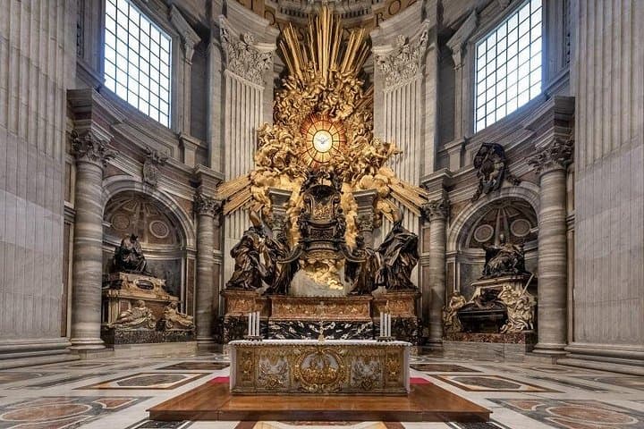 St. Peters Basilica Privilege Entrance with Free Audio Guide