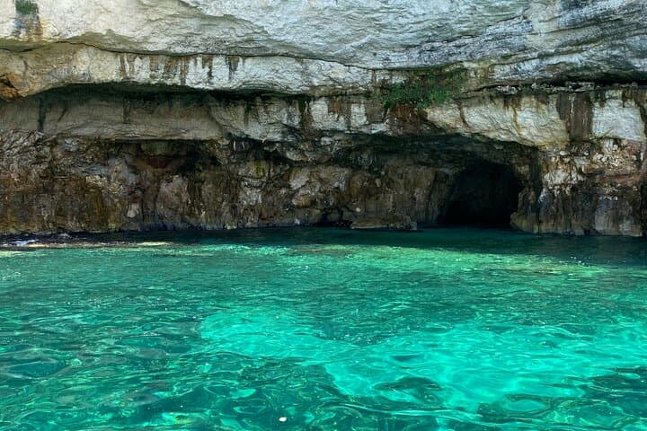 Boat tour to the caves of Santa Maria di Leuca