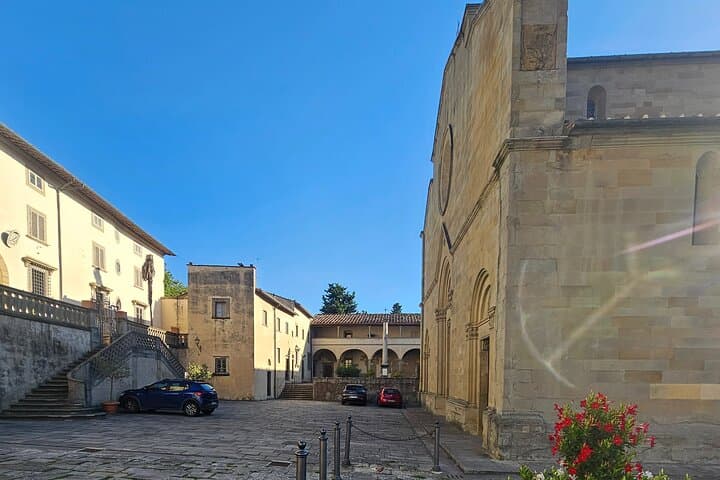 Golf Cart Tour from Florence to Fiesole, Roman Museum and Theatre