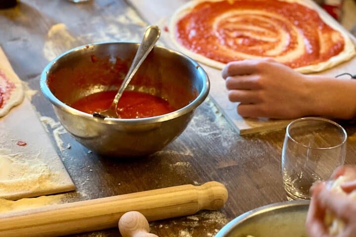 HOLY PIZZA! Fun Pizza & Gelato Class Delish Wine Cold A/C Vatican