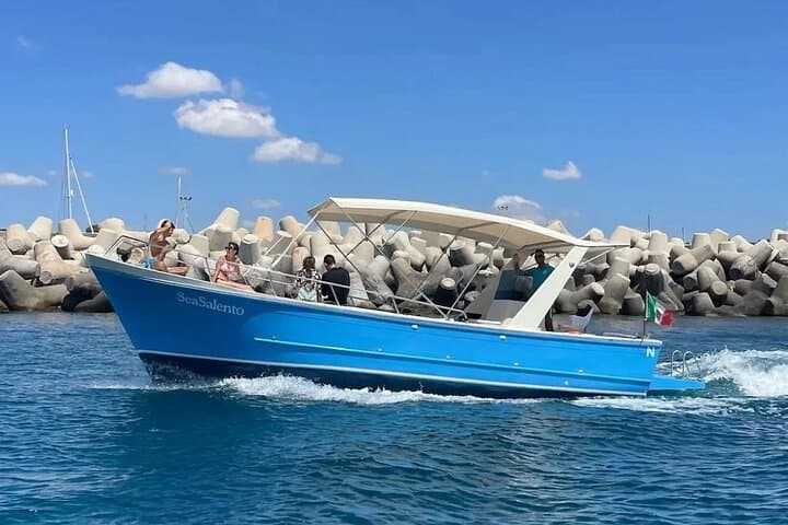 Boat tour to the caves of Santa Maria di Leuca