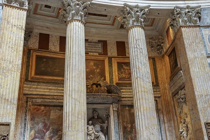 Rome: Pantheon Small-Group Guided Tour with Reserved Entry