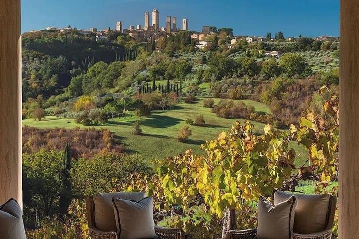 Private Half day Tour in Chianti, San Gimignano with wine tasting