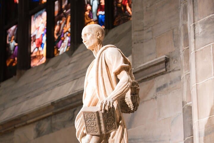 Milan: Best of Skip-the-Line Duomo Guided Tour Experience