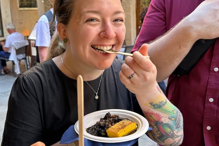 Venice Street Food Tour with Local Guide with Local Food Market Visit