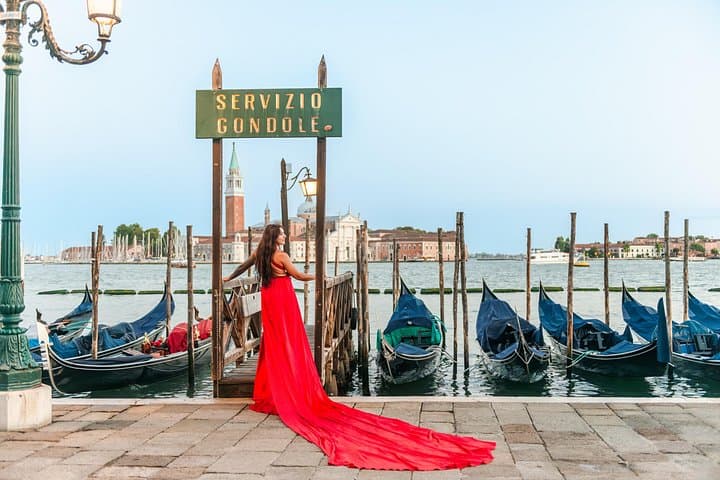 Flying Dress Photoshoot with video option in Venice