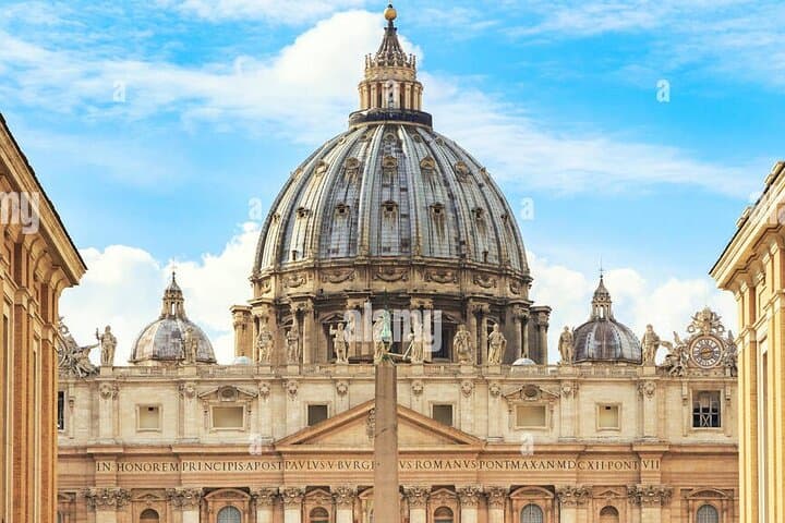 St. Peter's Basilica, papal tombs and Dome Climb guide tour
