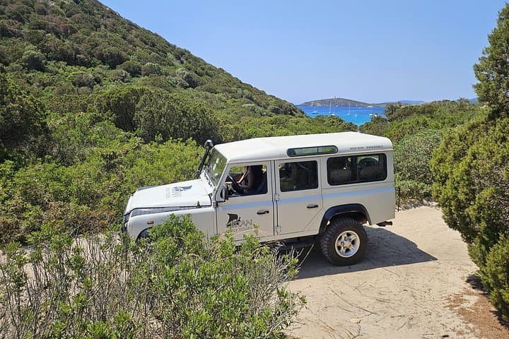 Cagliari: Amazing Jeep Private Tour of Sardinia's Hidden Beaches from Chia