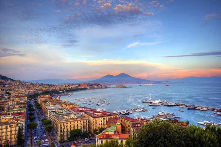 Naples City Tour DA Naples - Group Tour