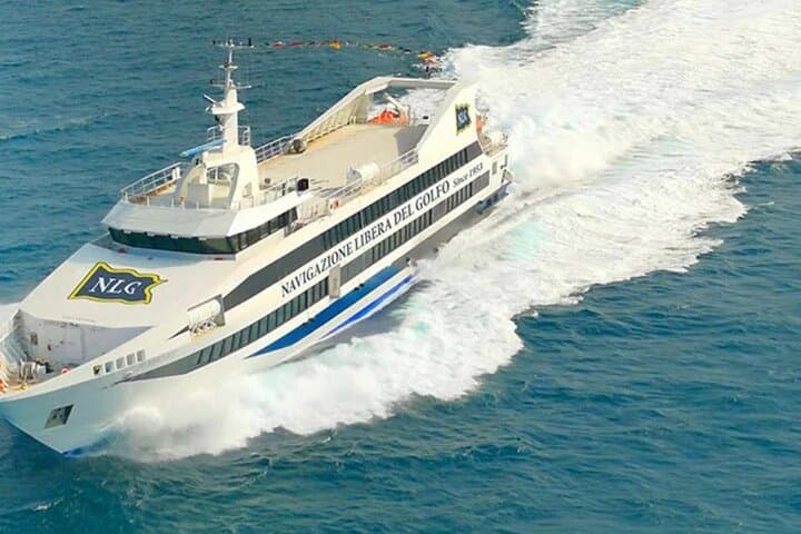 Ferry Tickets Between Positano and Capri