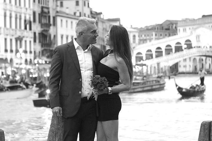 V.I.P Marriage proposal in Gondola