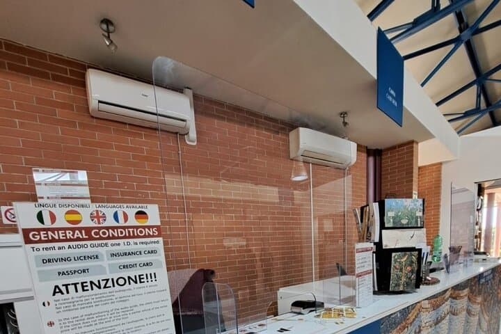 audioguide desk Herculanuem