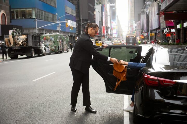 Pisa Airport Transfers, City Transfers and Disposal Services