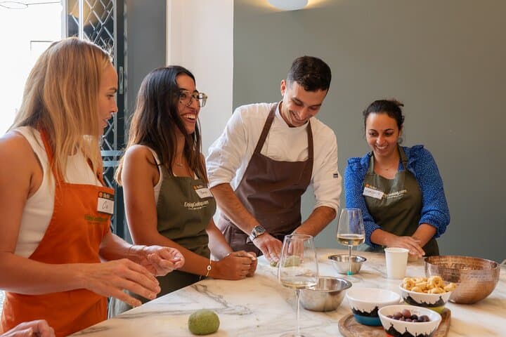 Italian Classics: Pizza, Ravioli & Italian Dessert Class in Rome