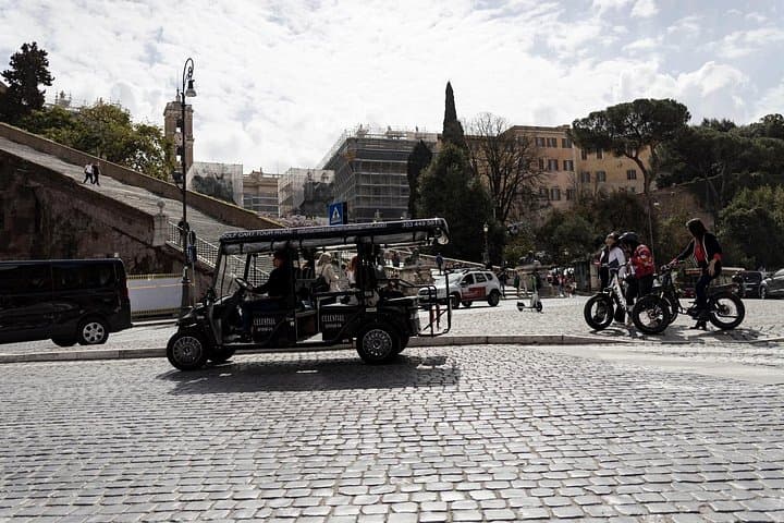 Semi PRIVATE GOLF CART TOUR 
Must see Highlights in Comfort