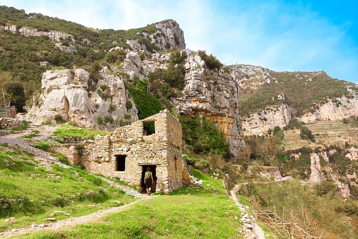 Small Group Path of the Gods Hike Tour from Sorrento