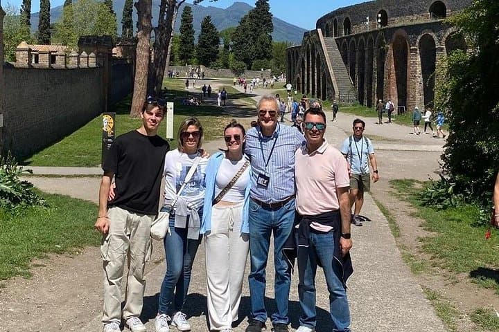 Pompeii private tour from Naples. The best choice for cruisers