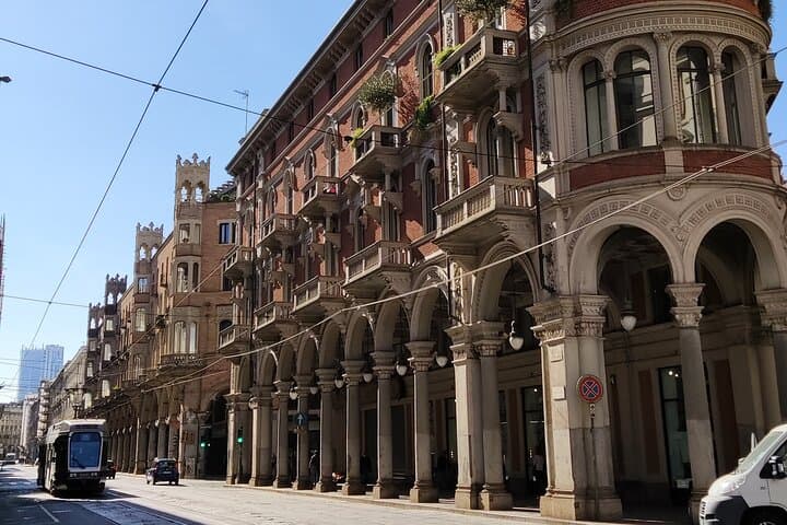 Turin Private Walking Tour with a Local