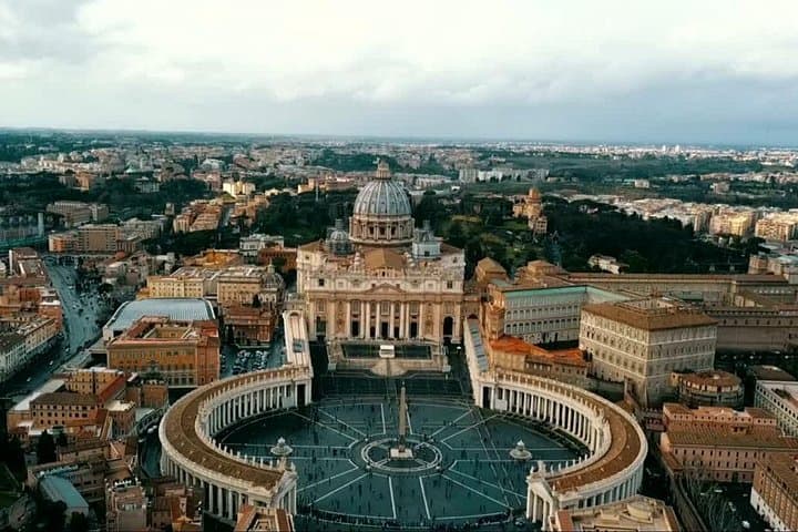 Dark Secrets of the Vatican - Walking Tour (Self-Guided Audio)