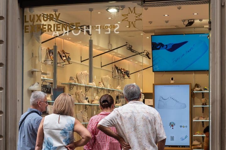 Create the sneaker of your dreams in Florence