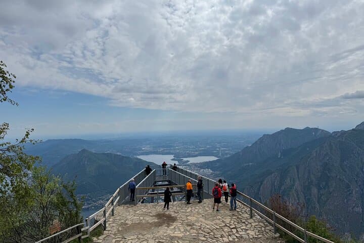 Discover the beauty of Lake Como on a private tour from Milan, combining gentle walking, amazing landscapes, and true Italian serenity