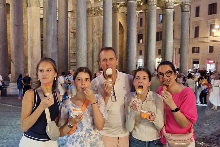 Sweet moments in Rome! Guests savoring traditional Italian gelato during the tasting stop - a delicious highlight of the tour.