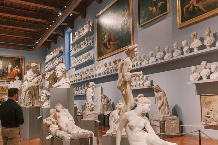 Accademia & Michelangelo's David Express Tour