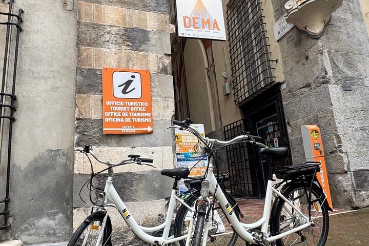 E-Bike Rental & Self-Guided Audio Tour of Genoa