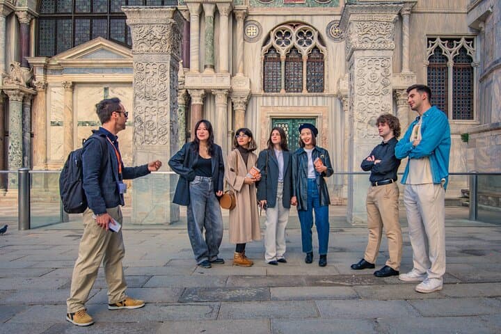 Priority Access to Doge’s Palace: Guided Walking Tour in Venice