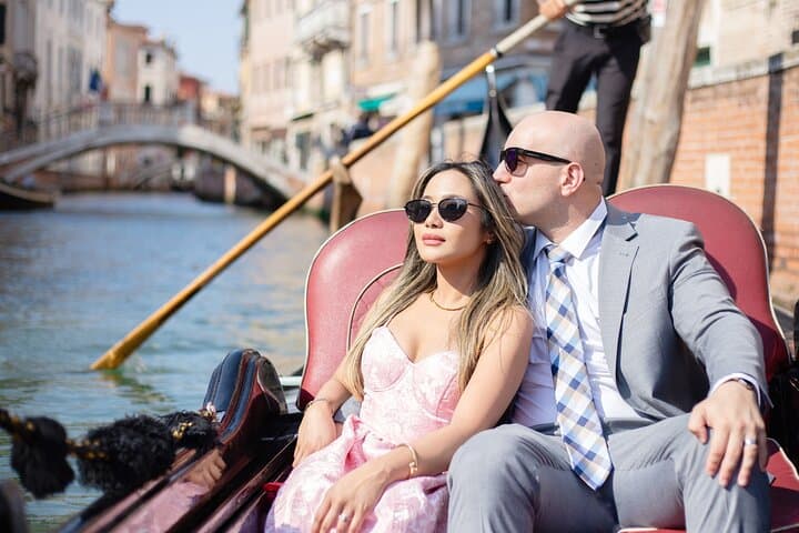 Gondola photoshoot Venice