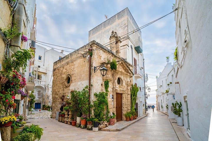 Matera and Bari Private Tour from Cruise Port
