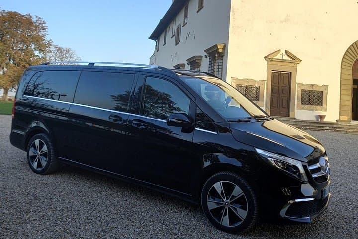 Florence private city car Tour by Mercedes Car with driver