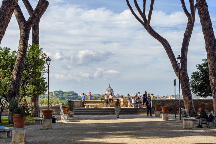 An optical illusion worth your time awaits you on the top of the Aventine Hill.