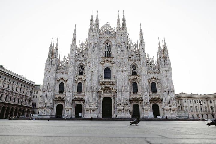 Milan Private Walking Tour with a Local