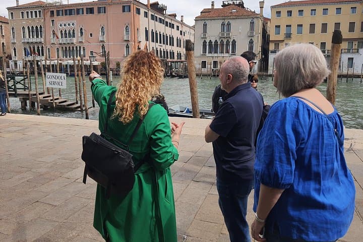 Facing the Ca D'Oro