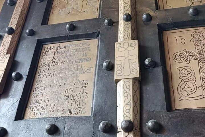 The Holy Doors Experience: Papal Basilicas & Seamless Transfer