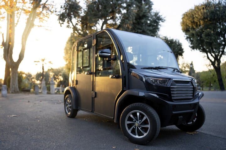 Private Golf Cart in Rome with Hotel Pickup and Artisan Gelato