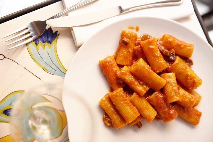 Private Rome Food Tour in Trastevere at Night
