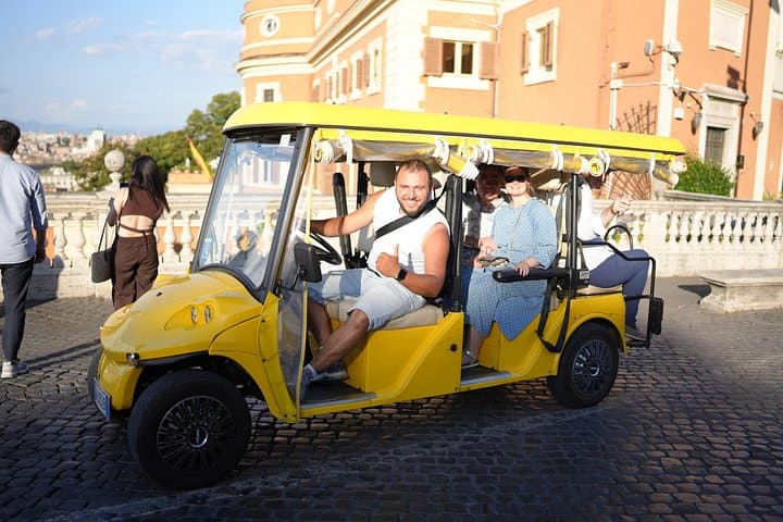 Private Golf Cart Tour of Rome with Professional Photoshoot