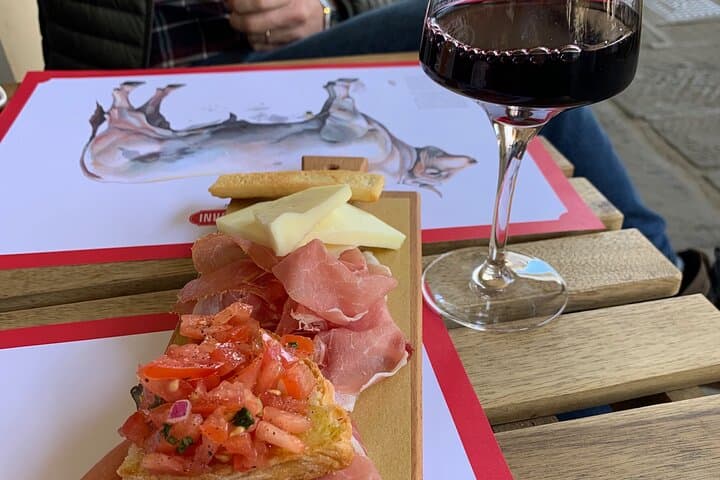 Florence Afternoon Food & Wine Tasting with Walking Tour