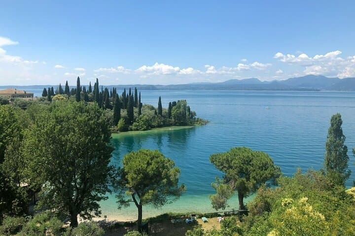Semi-Private Verona & Lake Garda Tour from Venice & Treviso