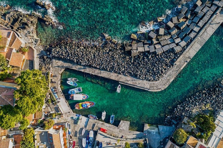 Catania: Private Half-Day Tour of City Highlights & Coast