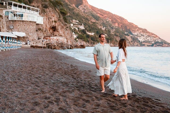 Private Vacation Photoshoot with Photographer in Capri