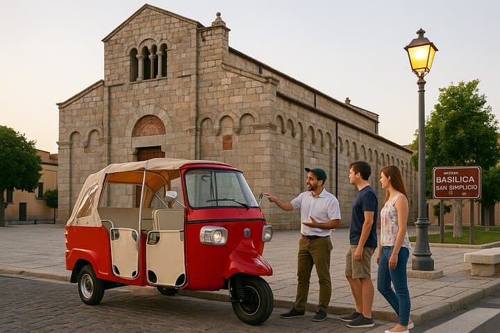 Olbia : Private Tuk-Tuk Tour + Pittulongu Beach + Pickup